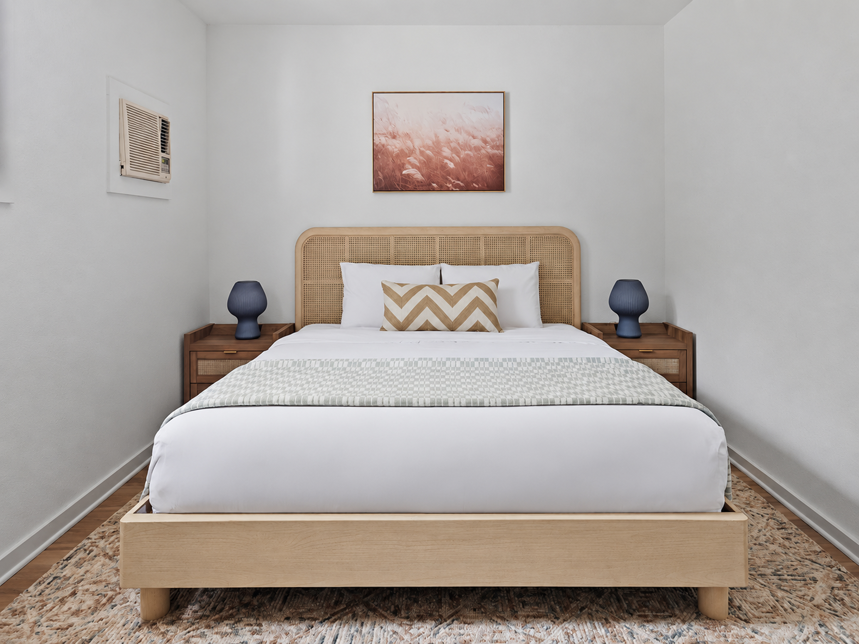 King Premier Cabin bedroom with a wood headboard
