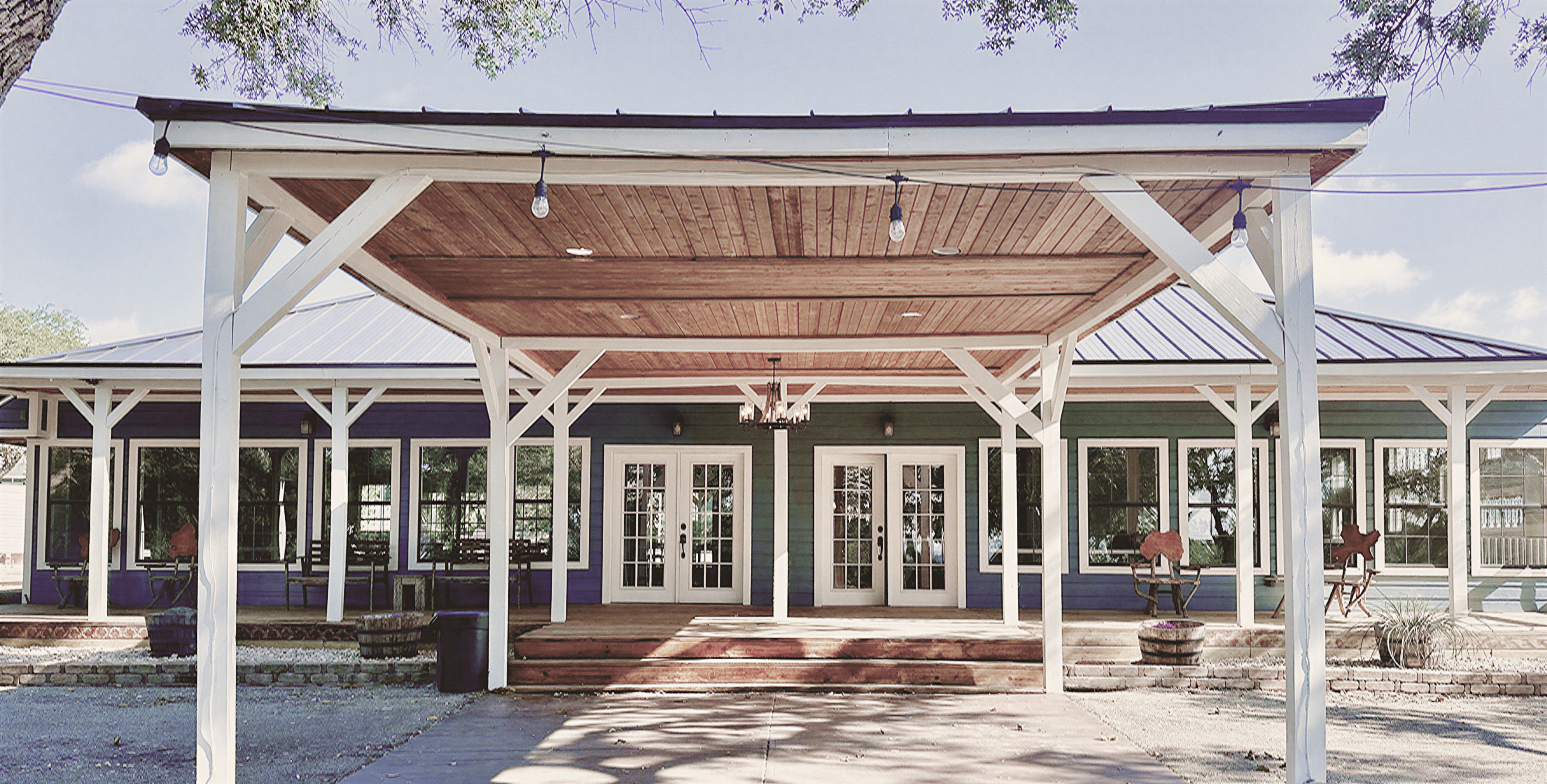 The covered pavilion entrance to the hall